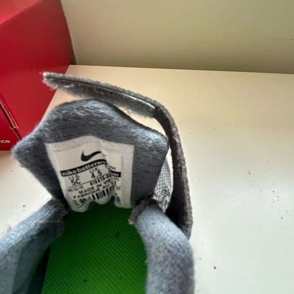 Nike Toddler - Picture 3 of 3